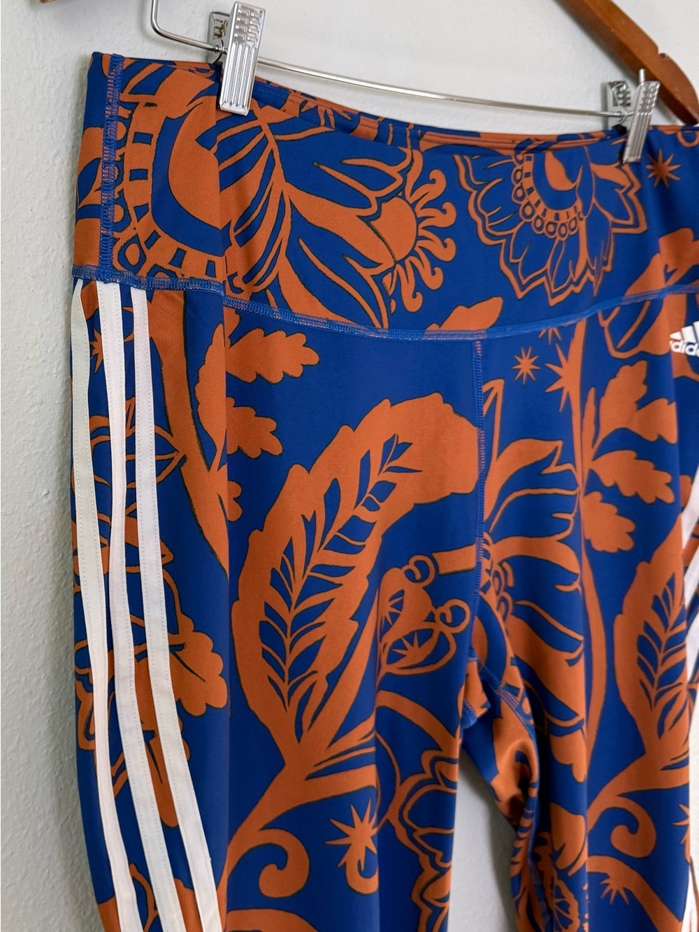 adidas womens 3X true plus size blue & copper Floral Print Leggings cropped EUC - Picture 6 of 11